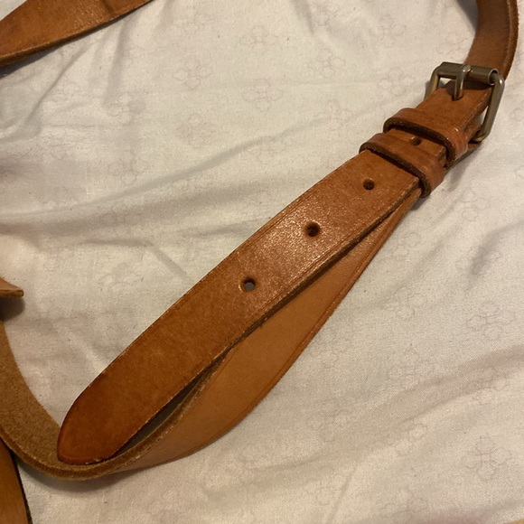 LV bag crossbody - Picture 3 of 8